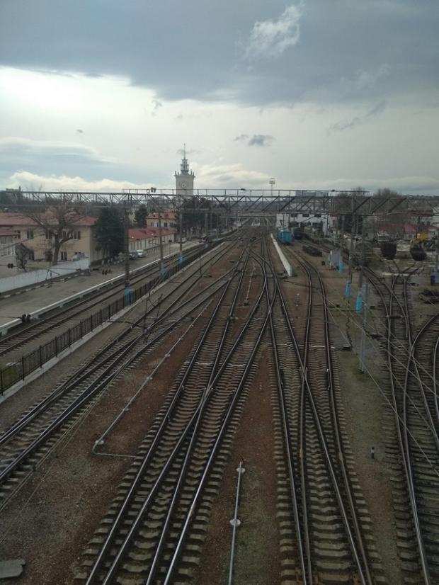 Залізничний вокзал м. Сімферополь. Фото: Twitter