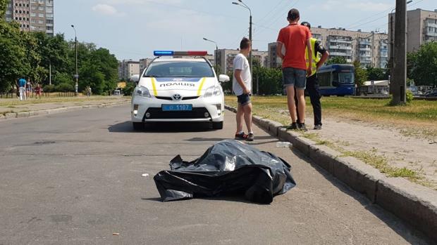 В Києві помер велосипедист. Фото: Соцмережі
