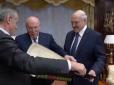Відвертий натяк: Посол РФ подарував Лукашенку мапу, на якій вся Білорусь - це чотири губернії Російської імперії, - політтехнолог Голобуцький